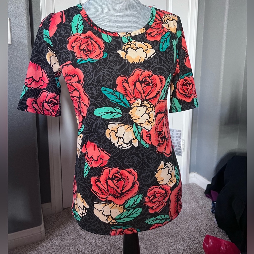 LuLaRoe Shirt